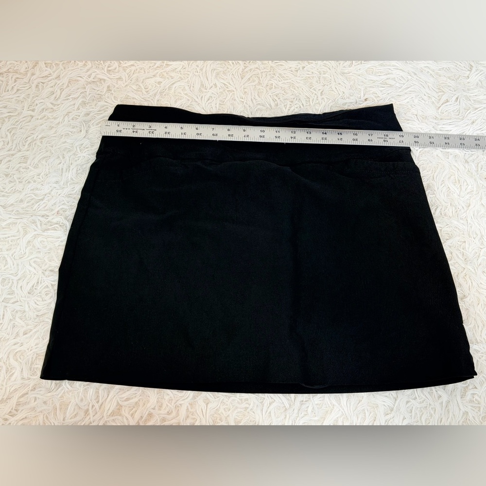 S.C.&CO. Black Skort – Size XXL - Picture 2 of 4